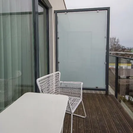 公寓 Aisa Guestapartment *